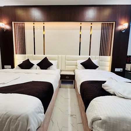 Hotel Royal Mithila Private Limited 자낙푸르 외부 사진